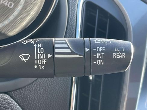 Used 2018 Chevrolet Cruze LT w/ Sun And Sound Package image 29