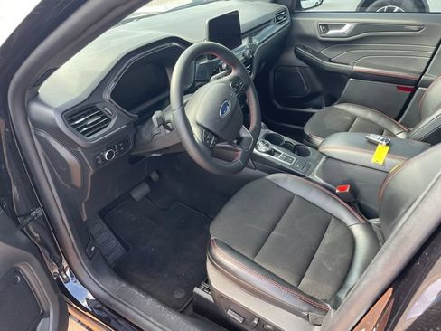 Used 2025 Ford Escape ST-Line w/ Equipment Group 301A FWD image 8
