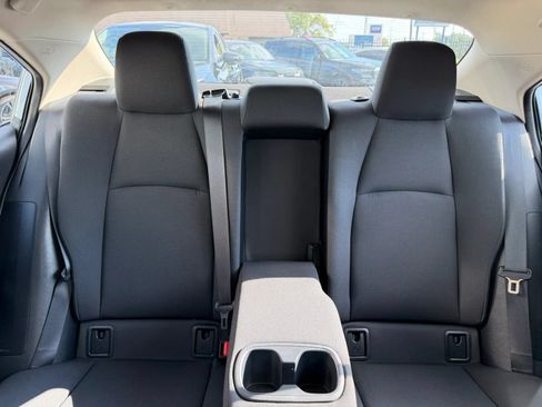 Used 2022 Toyota Corolla LE FWD image 52
