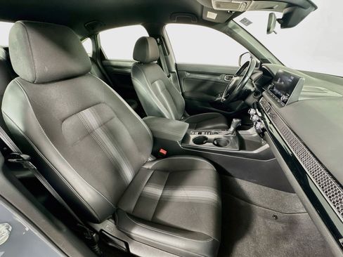 Used 2023 Honda Civic Sport image 25