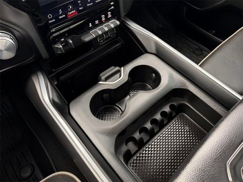 Used 2022 RAM 1500 Laramie image 28