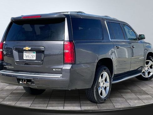 Used 2017 Chevrolet Suburban Premier AWD/4WD image 23