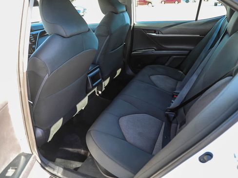 Used 2020 Toyota Camry LE image 18