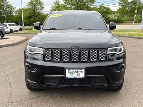 Certified 2022 Jeep Grand Cherokee Laredo X AWD/4WD image 6