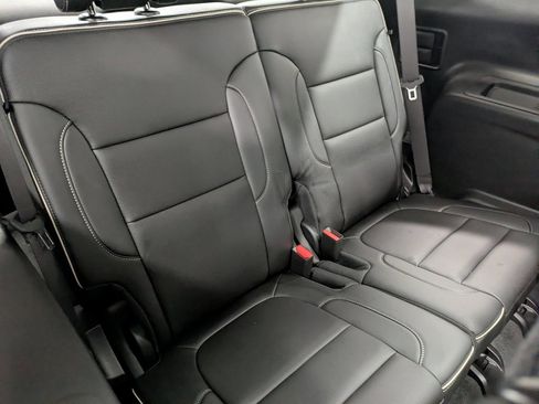 Used 2023 GMC Acadia Denali w/ Black Diamond Edition image 26