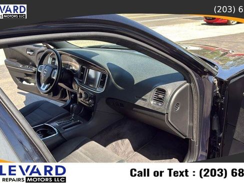 Used 2011 Dodge Charger R/T w/ Driver Confidence Group AWD/4WD image 38