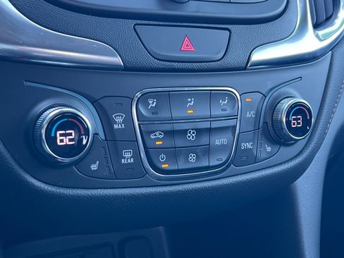Used 2021 Chevrolet Equinox Premier w/ Redline Edition FWD image 20