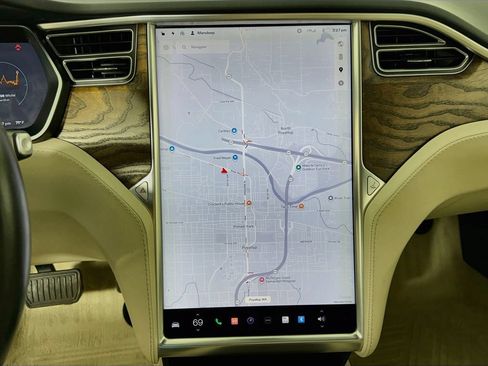 Used 2017 Tesla Model S 75 RWD image 20