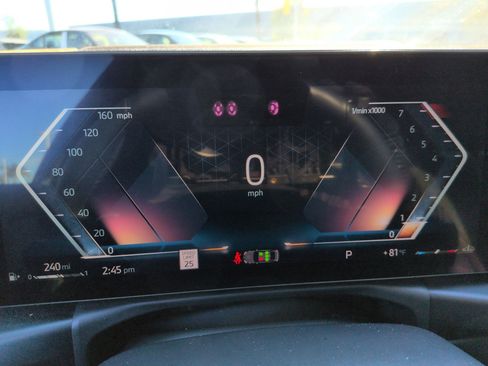 Certified 2024 BMW 330i Sedan w/ Premium Package image 21