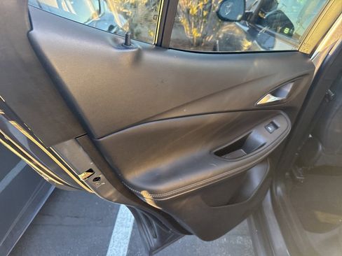 Used 2021 Buick Encore GX Select w/ Sport Touring Package image 8