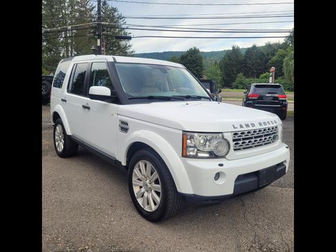 Used 2013 Land Rover LR4 HSE w/ HSE Pkg AWD/4WD image 2