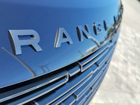 New 2026 Land Rover Range Rover Long Wheelbase SE AWD/4WD image 9