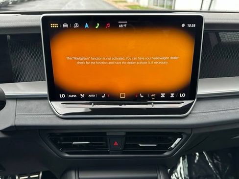 Certified 2025 Volkswagen Tiguan SE R-Line AWD/4WD image 34