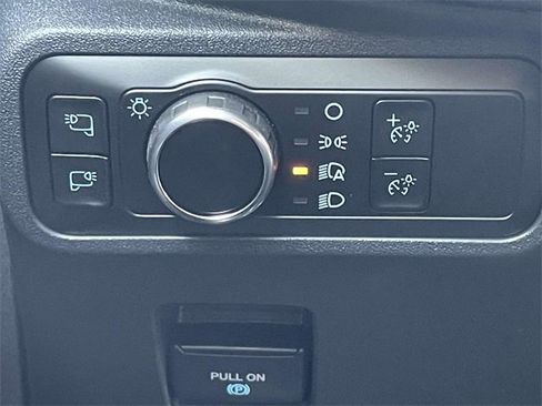 New 2025 Ford Bronco Badlands image 14