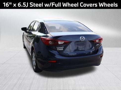Used 2017 MAZDA MAZDA3 Sport FWD image 11