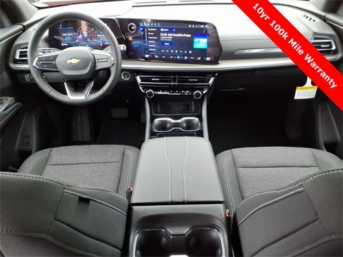 New 2026 Chevrolet Traverse LT w/ Driver Confidence Package image 11