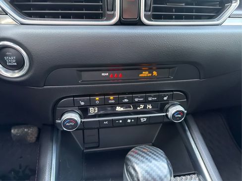 Used 2021 MAZDA CX-5 Carbon Edition image 28