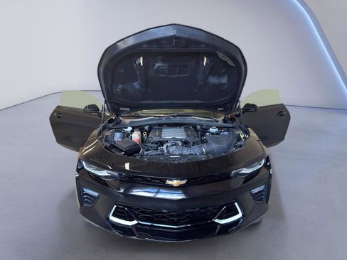 Used 2016 Chevrolet Camaro SS RWD image 8