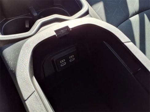 Used 2024 Toyota RAV4 XLE image 44