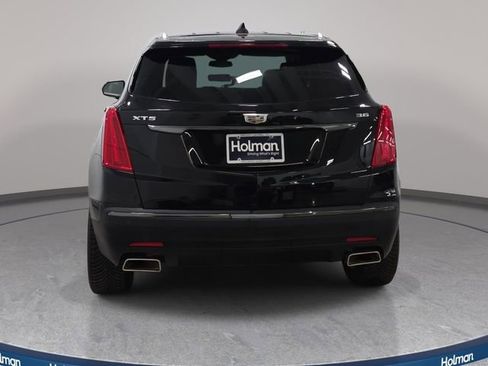 Used 2019 Cadillac XT5 Luxury w/ LPO, Black Ice Package FWD image 7