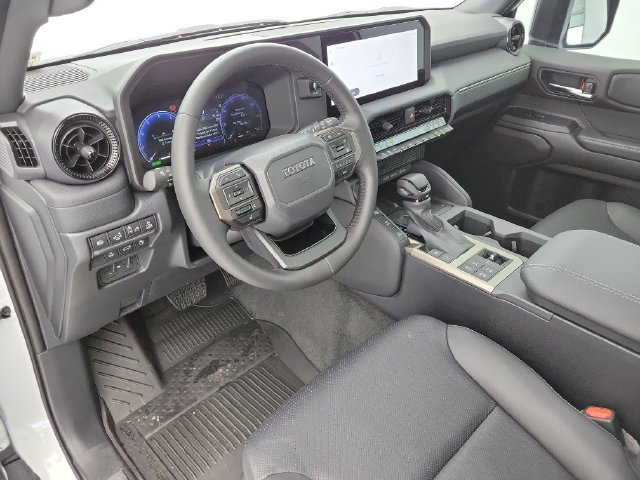 Used 2027 Toyota Land Cruiser AWD/4WD image 21