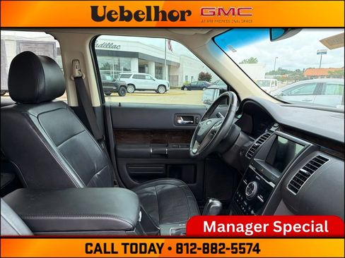 Used 2019 Ford Flex Limited FWD image 2