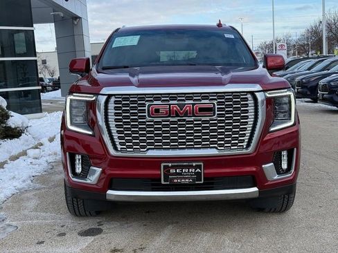 Used 2023 GMC Yukon XL Denali AWD/4WD image 8
