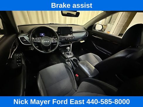 Used 2023 Kia Seltos S image 15