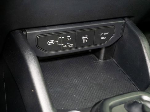 Certified 2025 Kia K4 FWD image 18