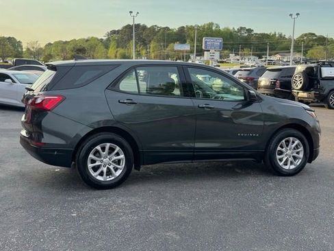 Used 2019 Chevrolet Equinox LS FWD image 7