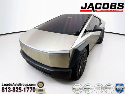 Used 2025 Tesla Cybertruck AWD Crew Cab image 1