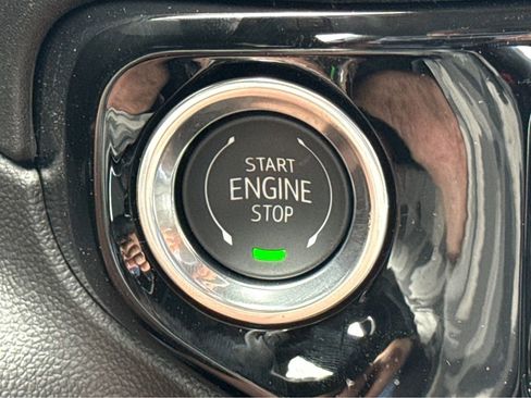 New 2026 GMC Sierra 1500 Elevation w/ Elevation Premium Package AWD/4WD image 18