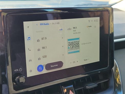 Used 2025 Toyota Corolla LE image 24