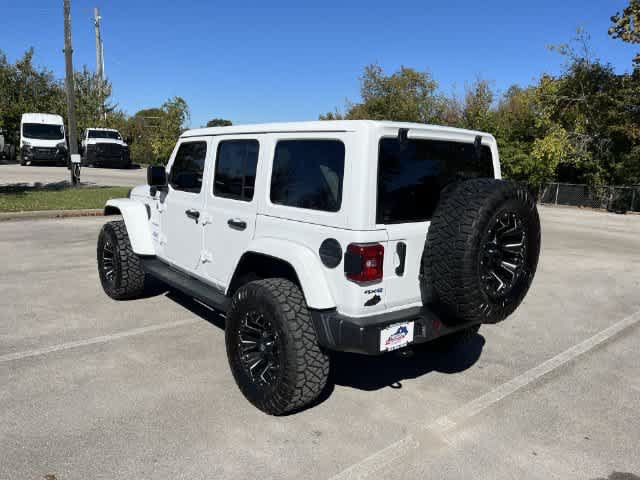 Used 2021 Jeep Wrangler Unlimited Sahara w/ Cold Weather Group AWD/4WD image 6