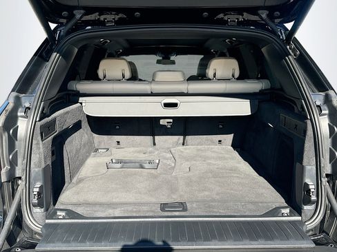 Used 2022 BMW X5 sDrive40i w/ Parking Assistance Package image 28