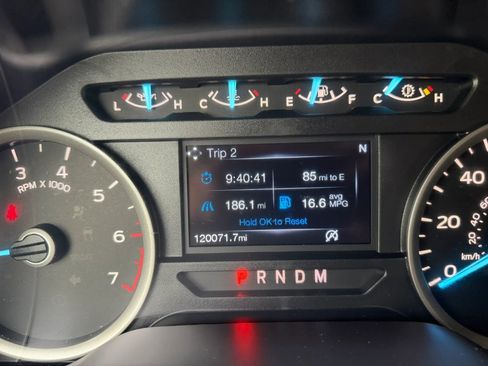 Used 2019 Ford F150 XLT w/ Equipment Group 302A Luxury AWD/4WD image 11