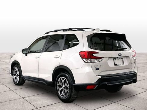 Used 2020 Subaru Forester Premium w/ Popular Package #1 AWD/4WD image 10