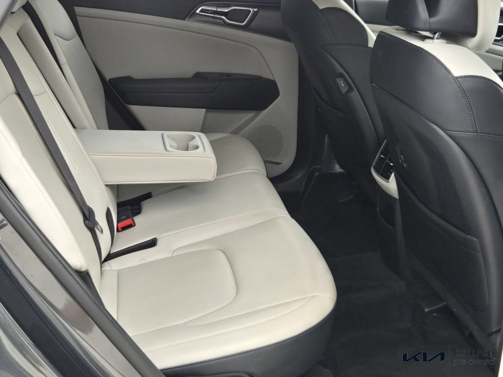 Certified 2023 Kia Sportage EX FWD image 16