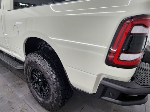 Used 2024 RAM 2500 Laramie w/ Night Edition image 37