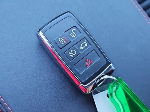 Used 2023 Land Rover Discovery Sport S R-Dynamic image 36