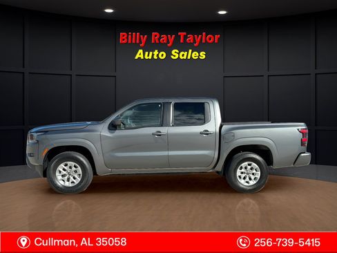 Used 2024 Nissan Frontier SV image 30