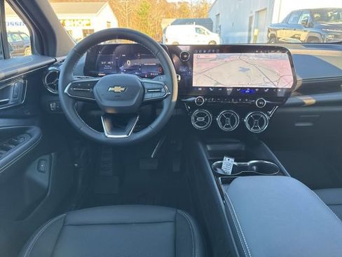 New 2026 Chevrolet Blazer EV LT AWD/4WD image 18