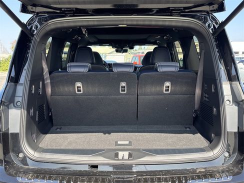 New 2026 INFINITI QX80 4WD w/ Sport Exterior Package image 13