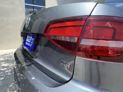 Used 2018 Volkswagen Jetta Wolfsburg Edition FWD image 15