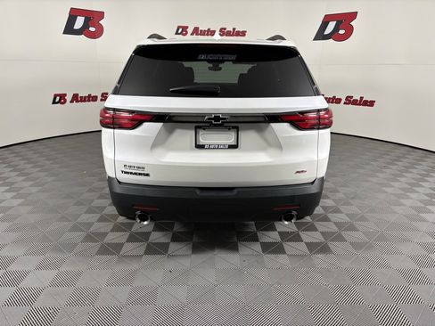 Used 2023 Chevrolet Traverse RS w/ LPO, Floor Liner Package image 5
