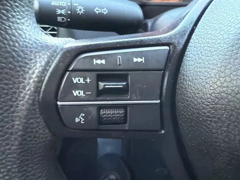 Used 2023 Honda Accord EX image 12