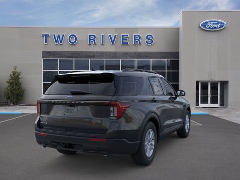 New 2026 Ford Explorer Active RWD image 8