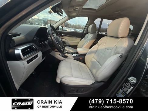 Certified 2022 Kia Telluride SX w/ Nightfall Edition Package image 22