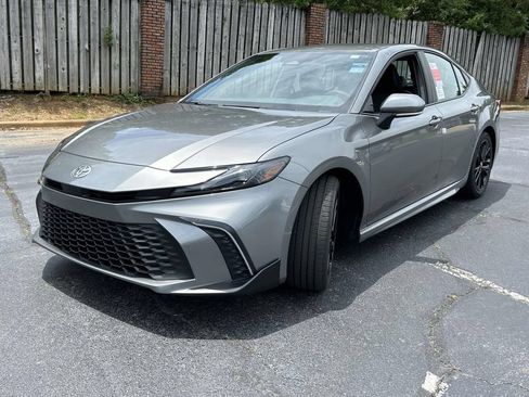 New 2026 Toyota Camry SE FWD image 7