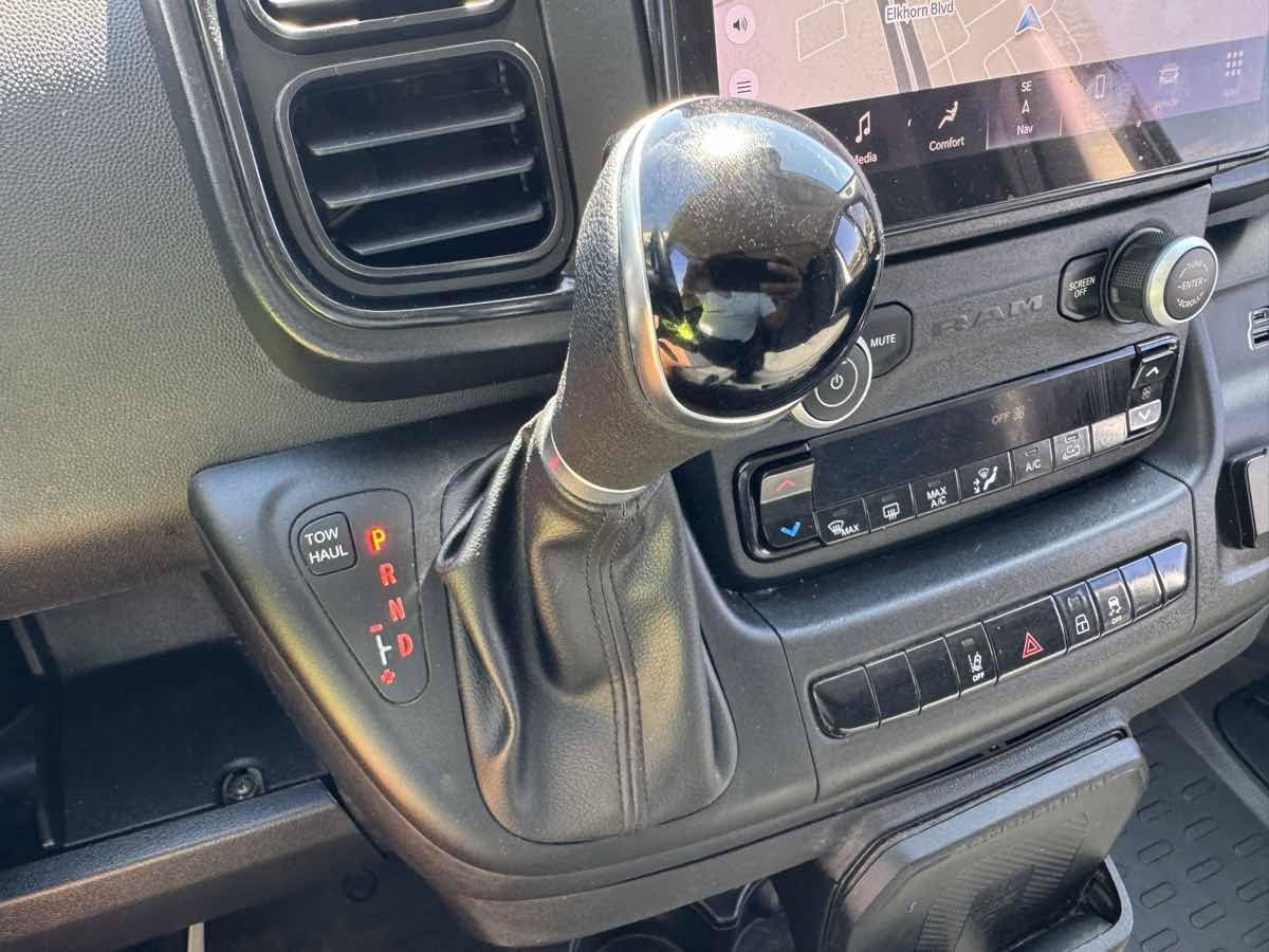 Used 2023 RAM ProMaster 2500 w/ Driver Convenience Group FWD image 26